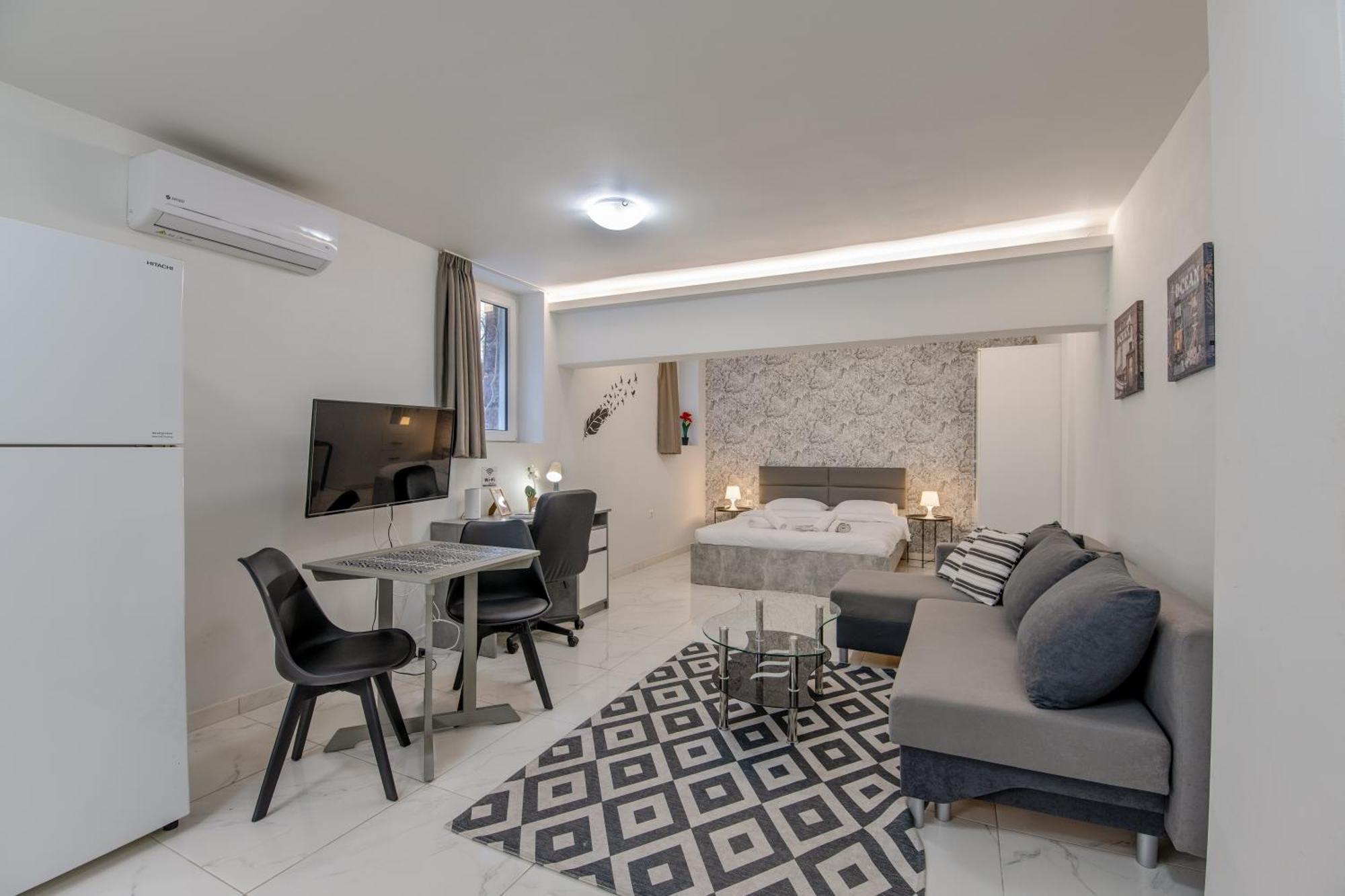 Apartment Paleo Faliro Gardenbay *