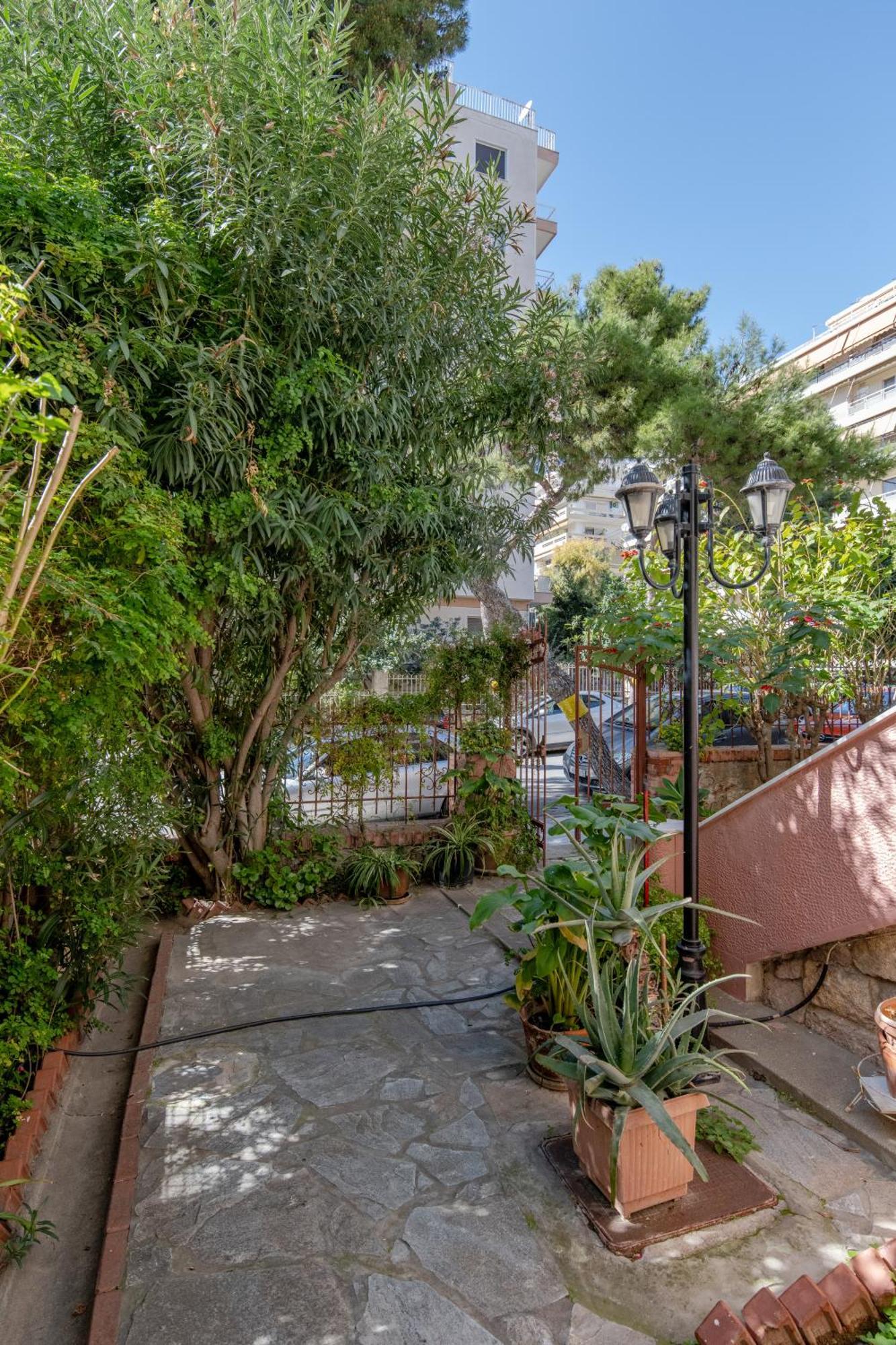 Paleo Faliro Gardenbay Apartment *